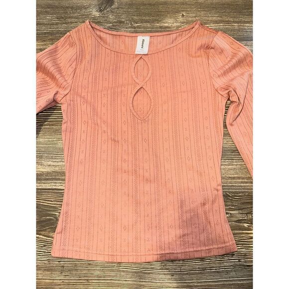 Abound Womens Crop Top Long Sleeve Stretch Cutout. Size XXS. NWOT. E - Picture 1 of 9